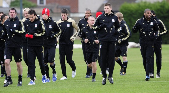 莱切vs比萨：卡马尔达、索蒂尔首发，阿金桑米罗、埃贝彻尔出战（莱切对决比萨：卡马尔达、索蒂尔先发，阿金桑米罗与埃贝彻尔登场）