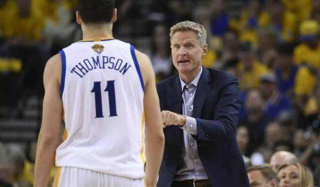 广东男篮在CBA俱乐部杯中以56-30大胜合肥狂风，发挥出色，攻防效率高，取得八强资格。（广东男篮56-30横扫合肥狂风，攻防俱佳晋级CBA俱乐部杯八强）