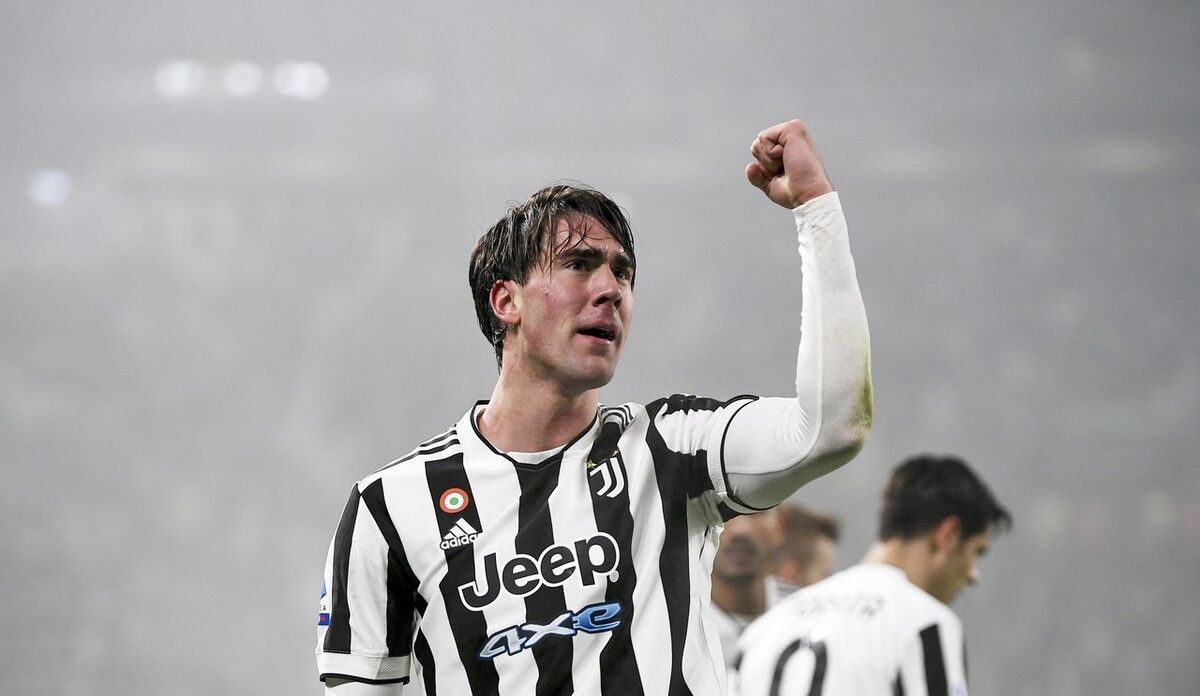 世欧预战报：巴克斯塔斯破门+染红，十人希腊3-2苏格兰（世预赛欧洲区：巴卡塞塔斯先破门后染红，10人希腊3-2力克苏格兰）