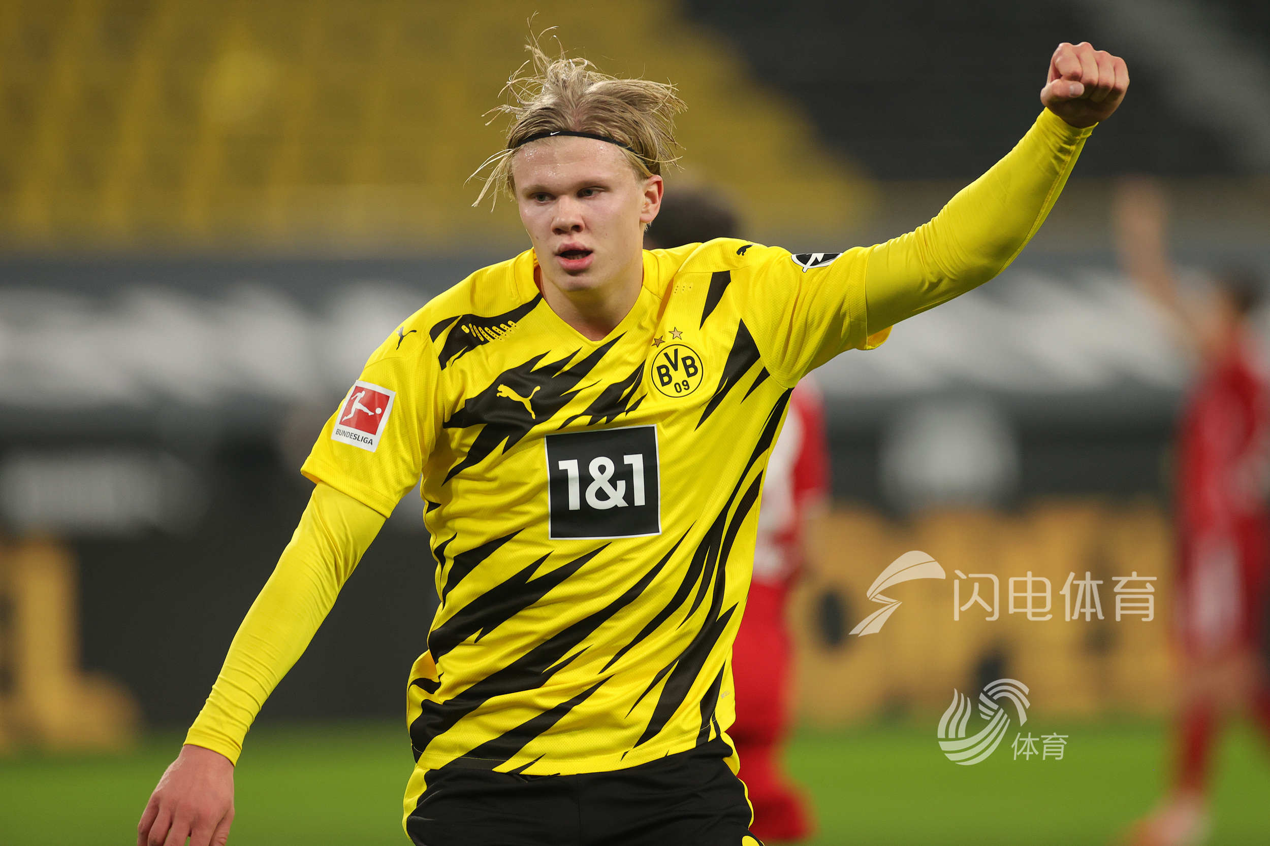 马丁内利：球迷给我们提供动力并激励我们，我们是一家人（马丁内利：球迷是我们前进的动力与激励，我们是一家人）