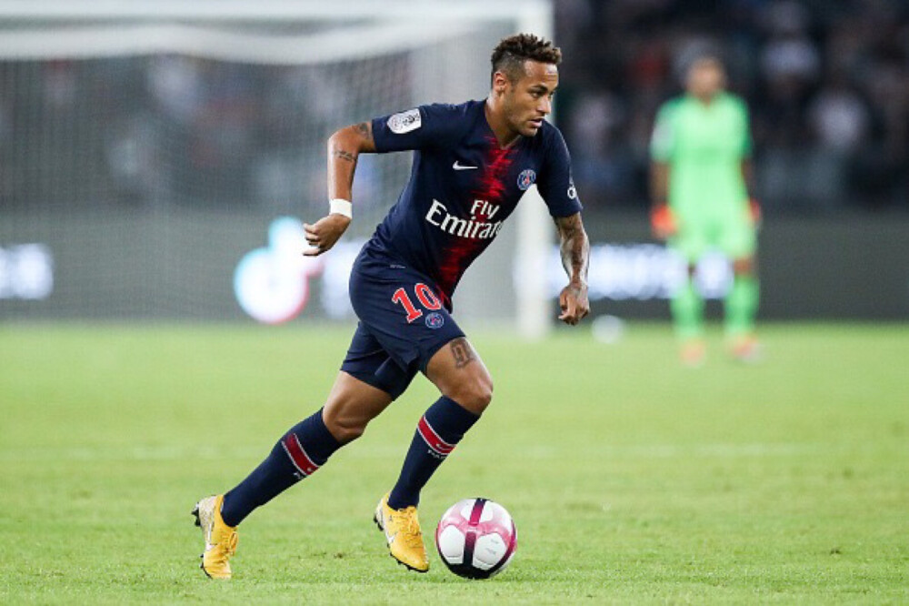 法比尼奥：重回巴西队感觉像第一次入选；会努力进入最终名单（法比尼奥：重返巴西队如初次召唤，将全力冲击最终大名单）