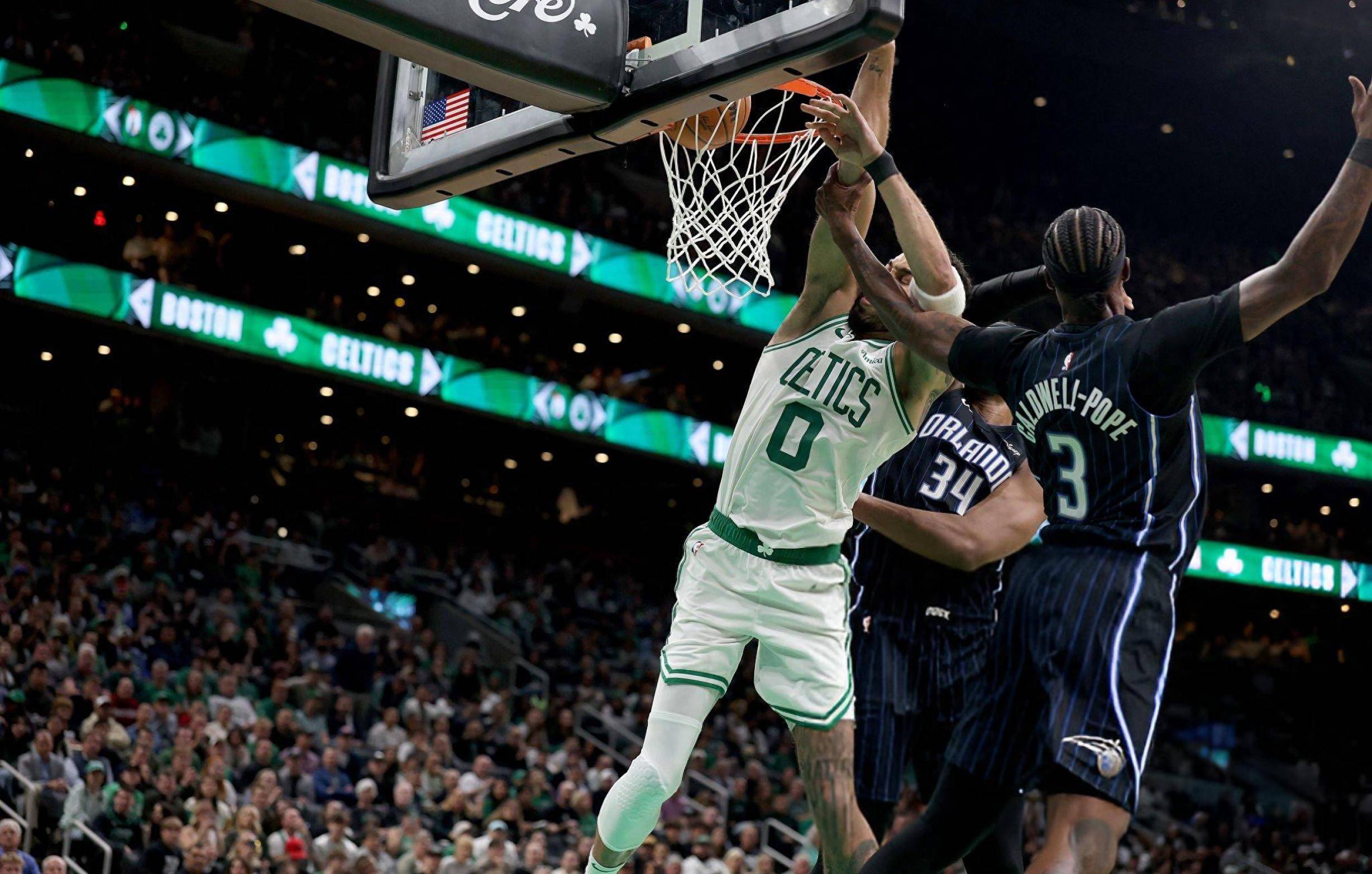 剑南春丨尤文客场1-1佛罗伦萨，科斯蒂奇、曼德拉戈拉世界波（剑南春丨尤文客平佛罗伦萨1-1，科斯蒂奇与曼德拉戈拉远射建功）